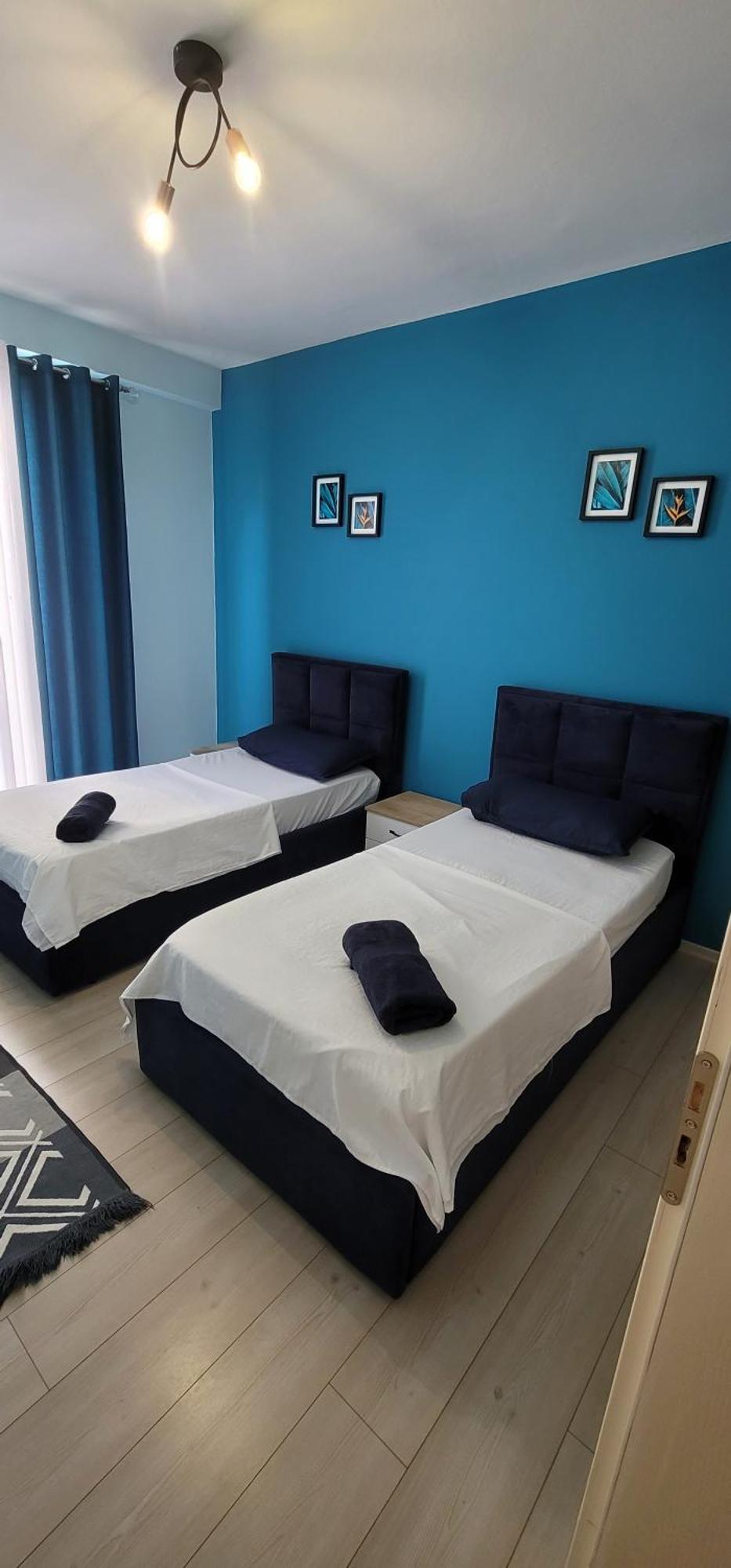 Apartment Hidden Gem, Modern 2bedroom, Amazing Terrace-free Parking-your Away From Tirana