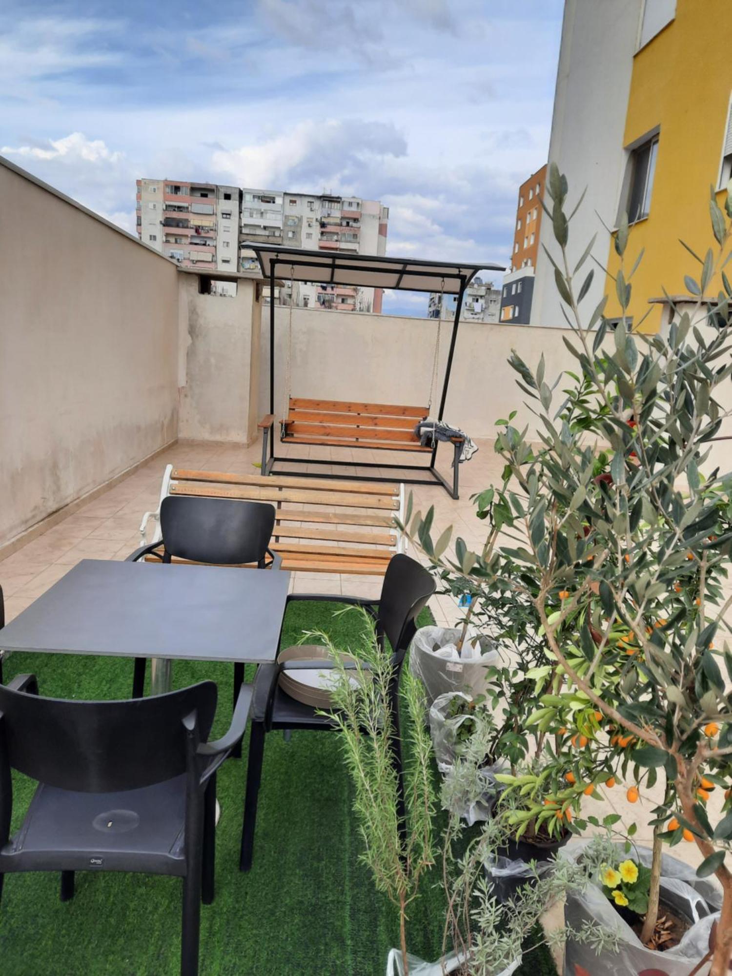 Hidden Gem, Modern 2bedroom, Amazing Terrace-free Parking-your Away From Apartman *